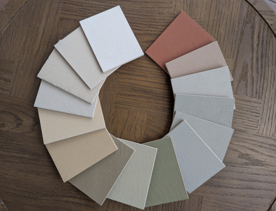 Microcement-kleuren-van-wittinten-grijstinten-bruintinten-tot-kleitinten