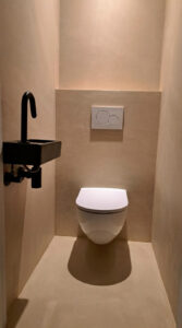 microcement-toilet